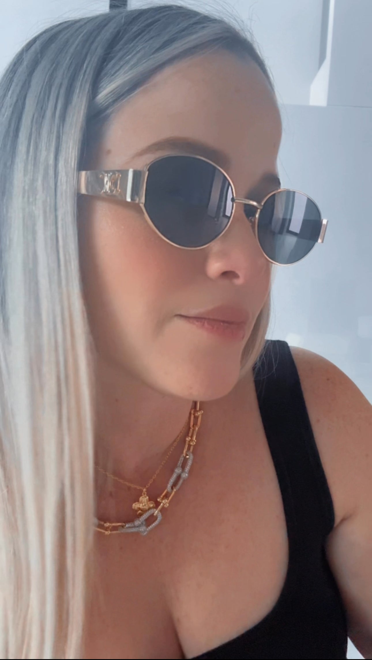 C BLACK&GOLD SUNGLASSES REF 3