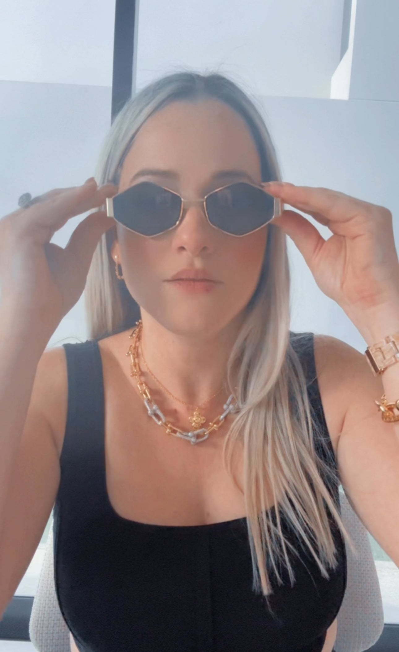 C BLACK&GOLD HEXAGONAL SUNGLASSES REF 2