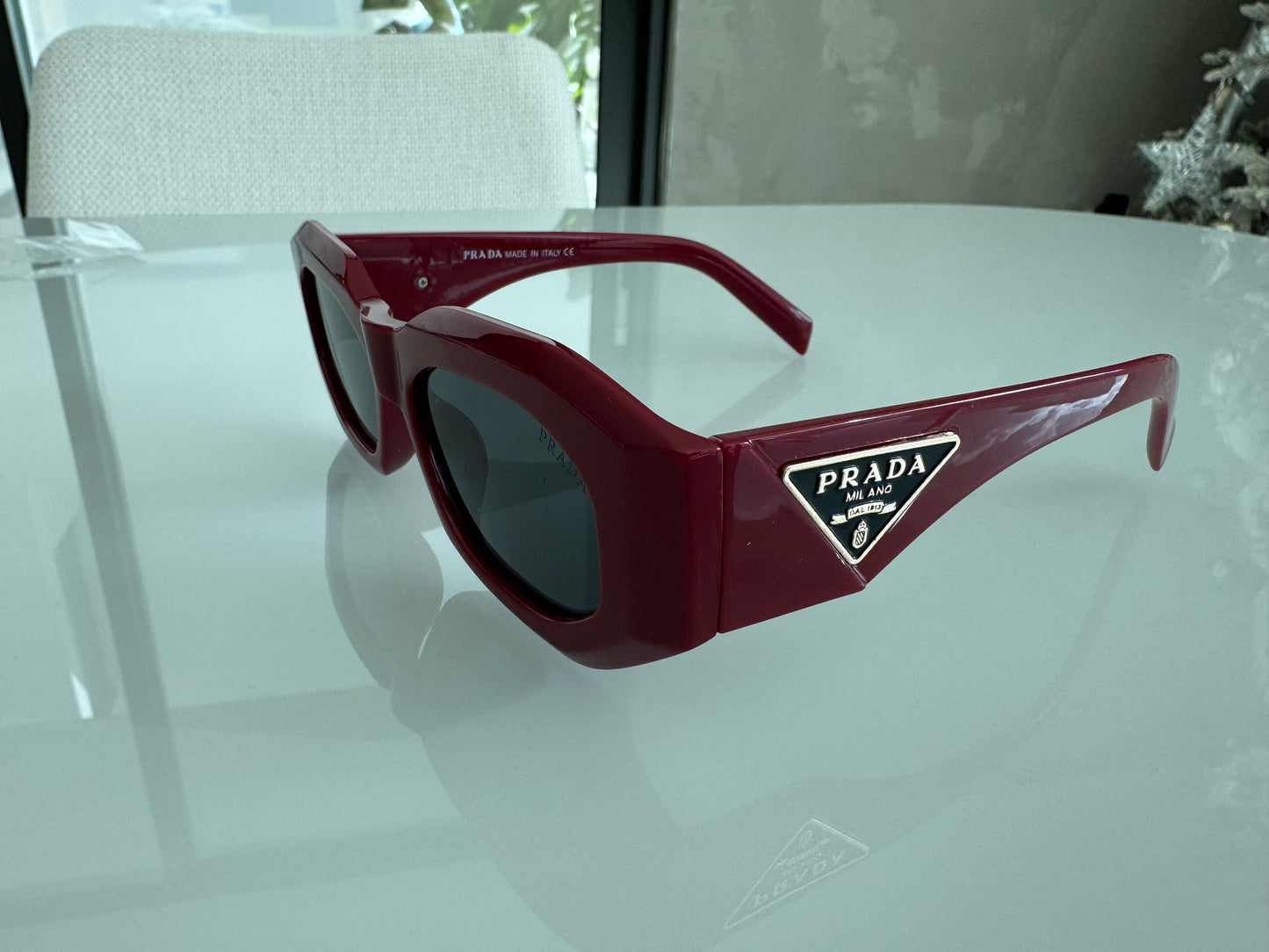 P COLORS BLACK BROWN WHITE SUNGLASSES