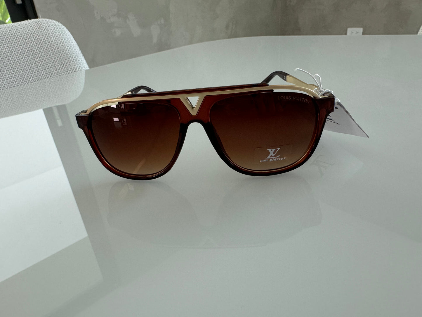 L BROWN SUNGLASSES