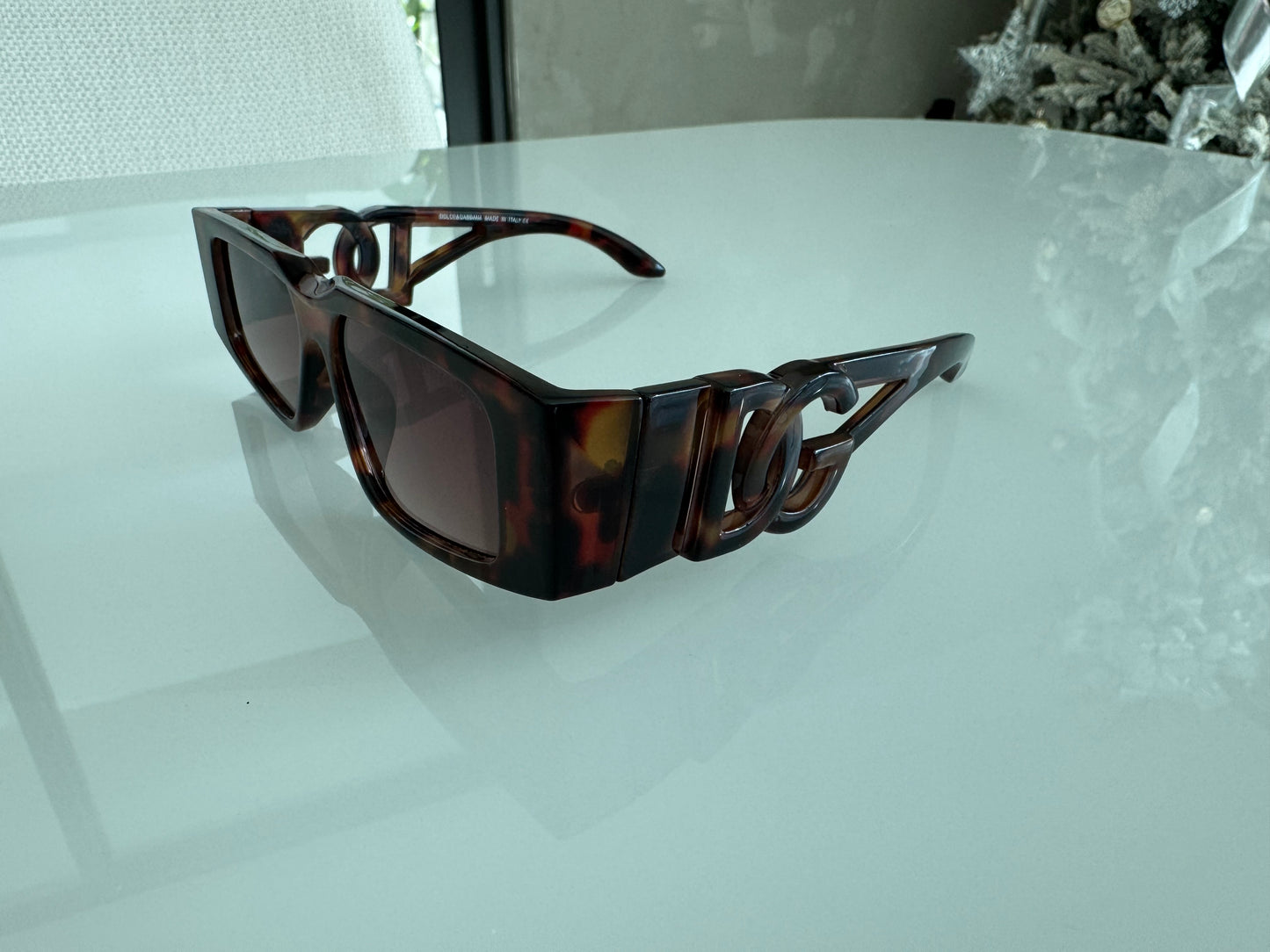 D COLORS BLACK BROWN BEIGE SUNGLASSES
