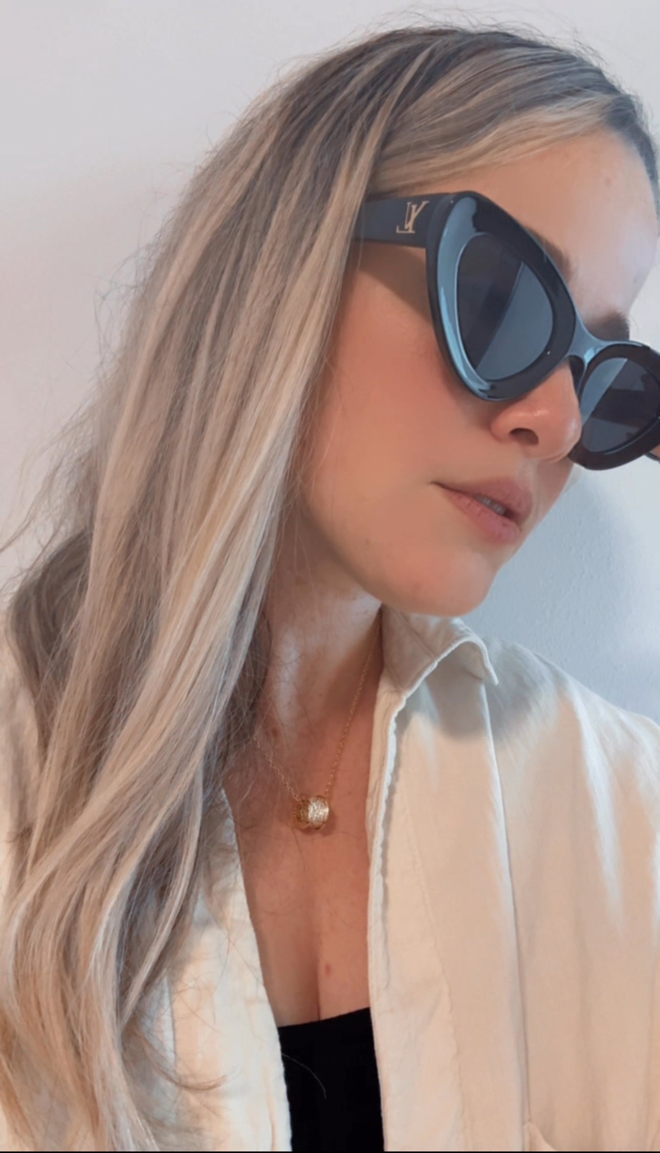 L BLACK GOLD SUNGLASSES