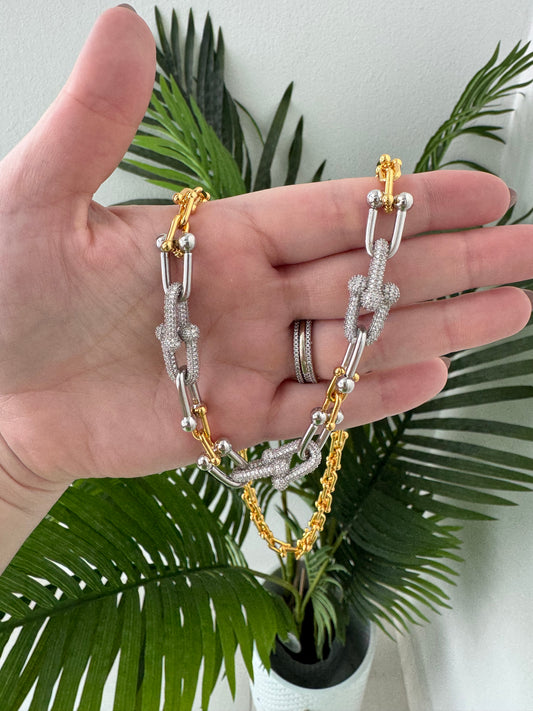 T LONG NECKLACE GOLD SILVER RHINESTONE