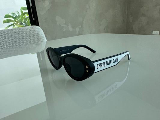D BLACK & WHITE STARS SUNGLASSES