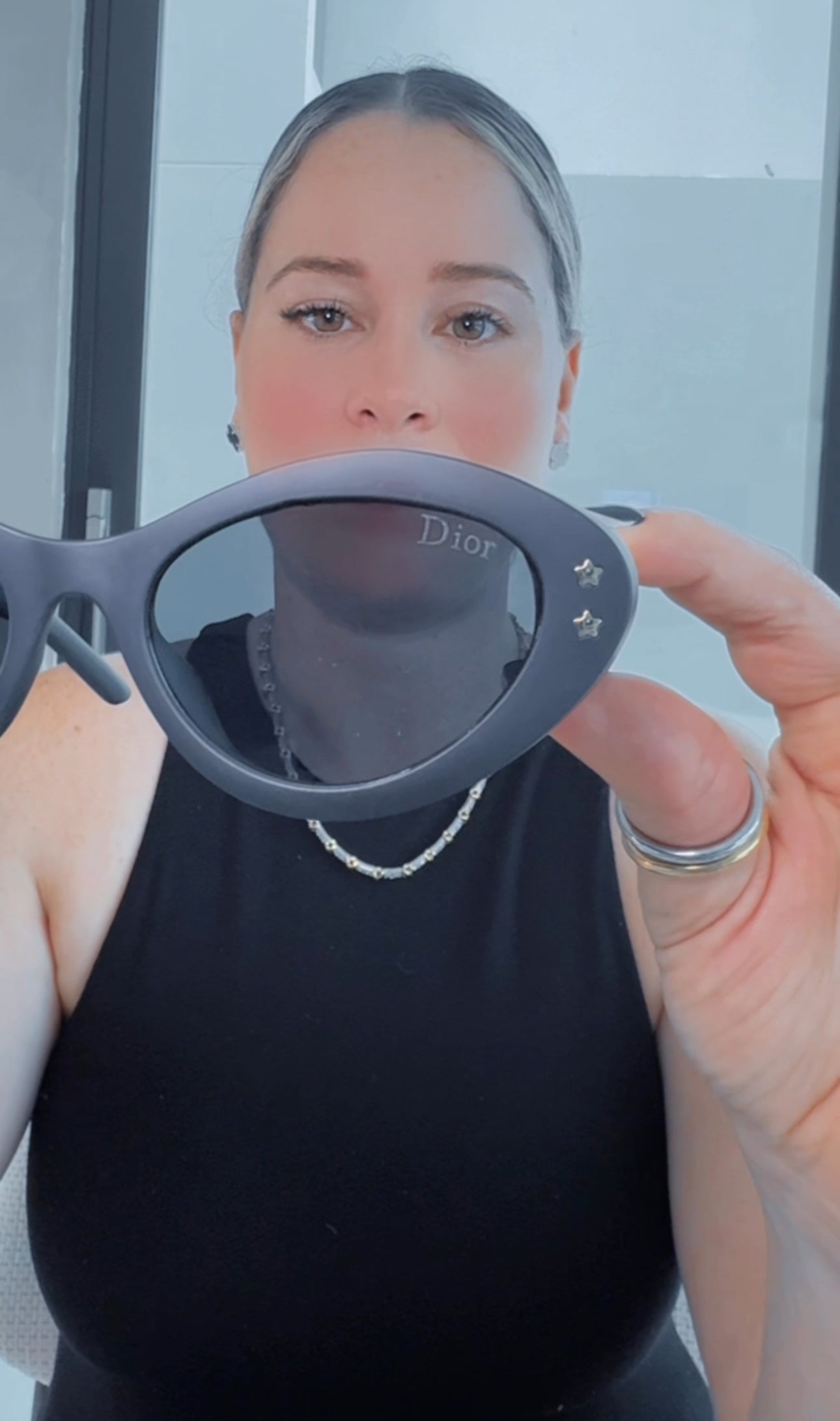 D BLACK & WHITE STARS SUNGLASSES
