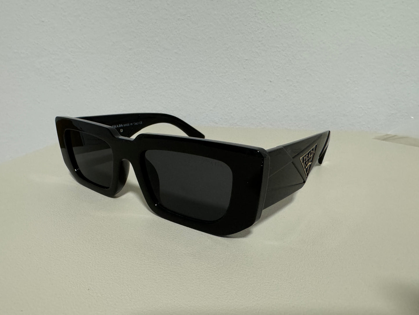 P COLORS BROWN BLACK SUNGLASSES