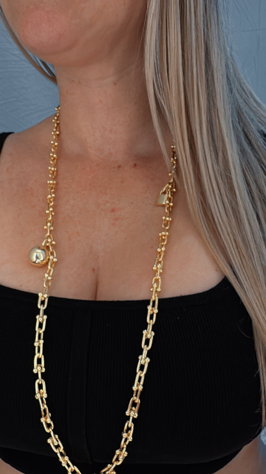 T LONG NECKLACE SILVER GOLD