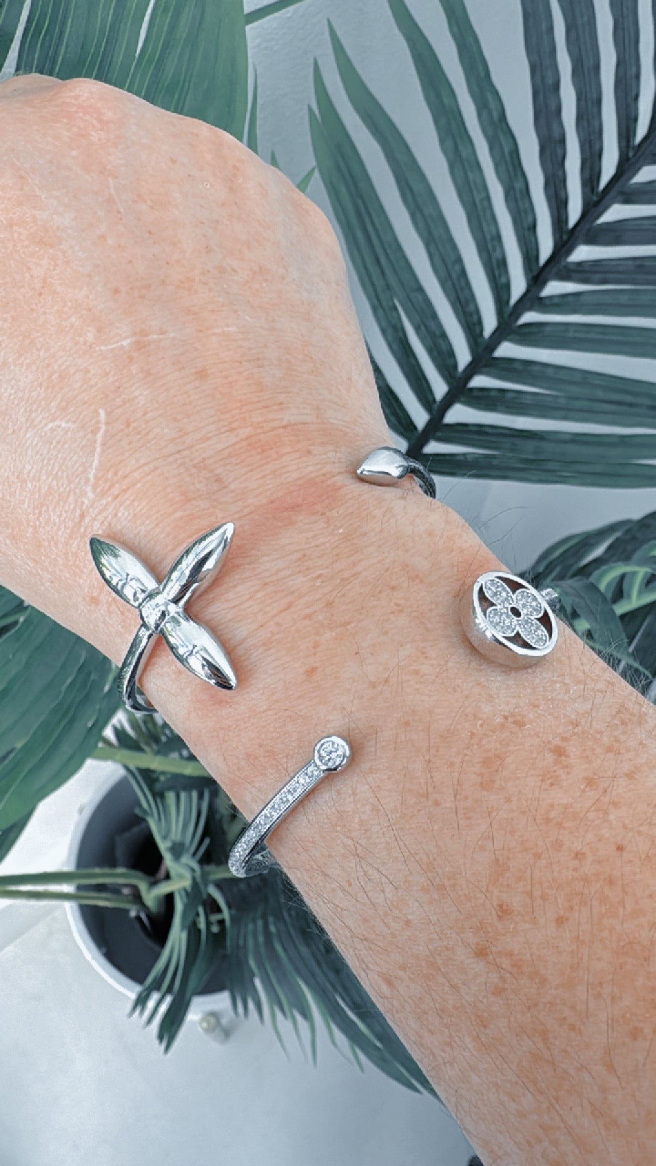 L SILVER ZIRCONIA BRACELET