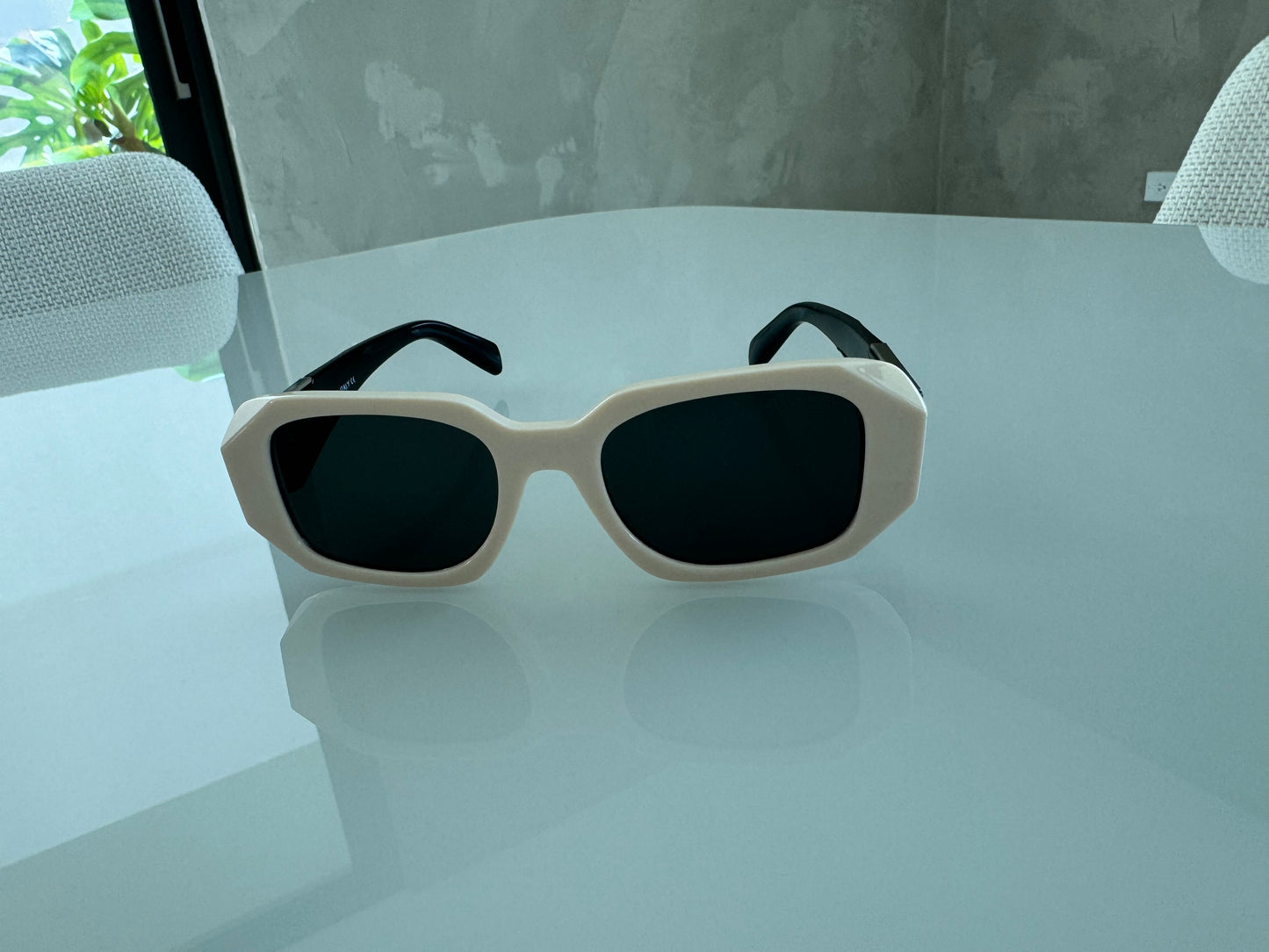 P BLACK & BONE WHITE SUNGLASSES