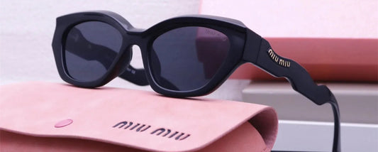 M BLACK SUNGLASSES REF 11
