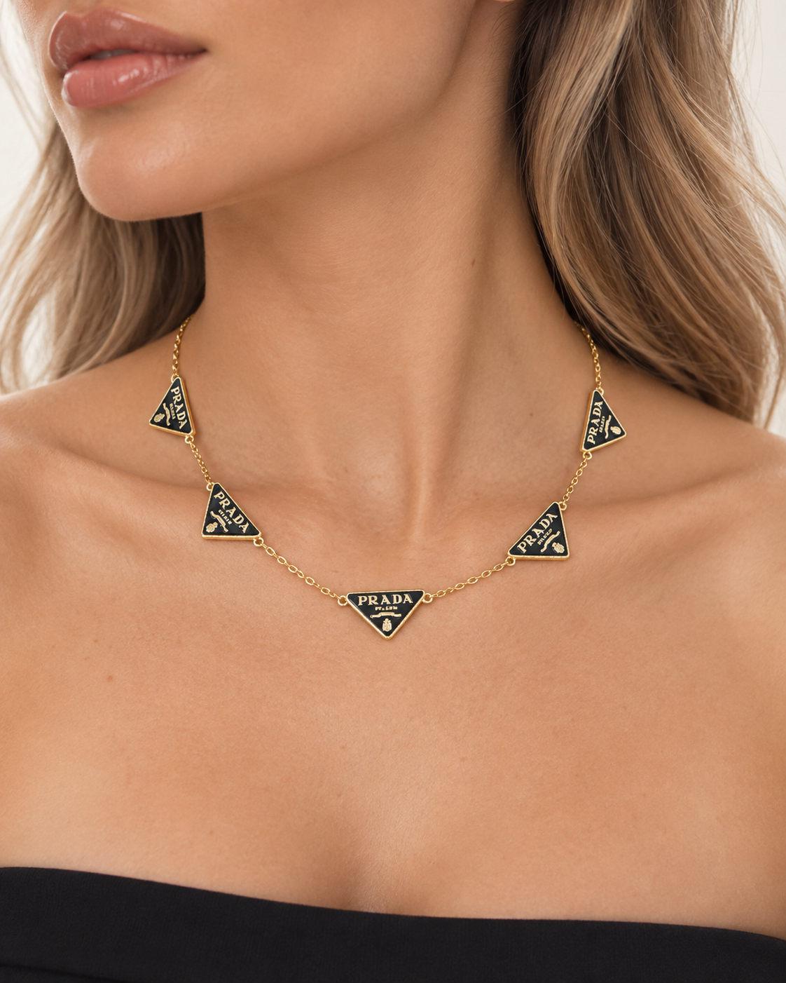 P BLACK GOLD NECKLACE