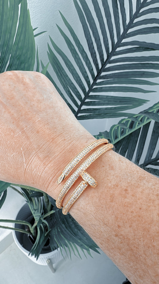 C DOUBLE SILVER GOLD ZIRCONIA