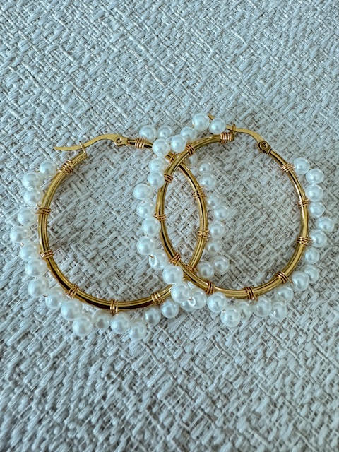 GOLD PEARL HOOPS