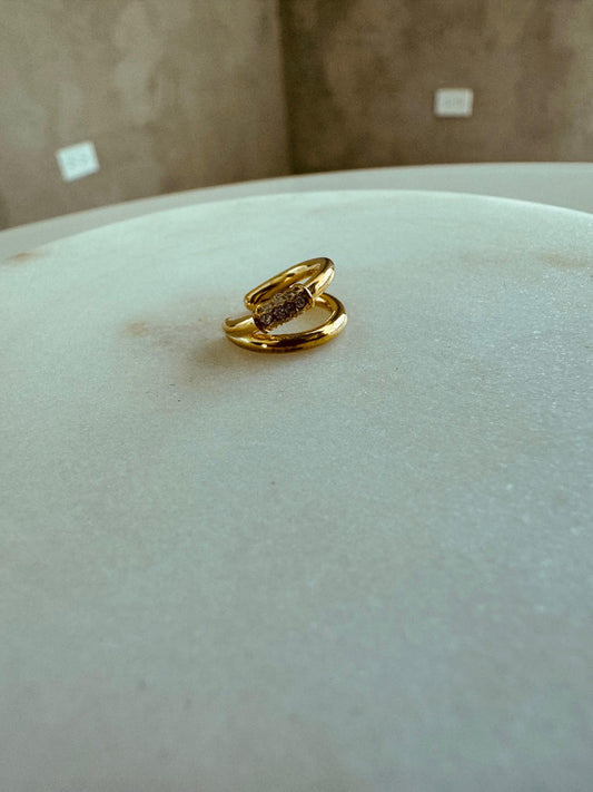 GOLD ZIRCONIA POINT EAR CUFF