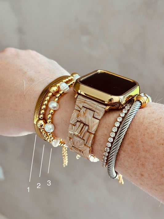 GOLD SHAPES BRACELET